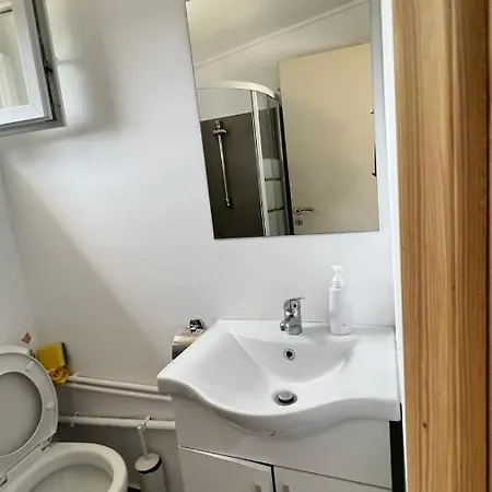 Athina Beachfront House Κάμπινγκ *